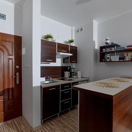 Gucio 200m Do Plazy Apartment