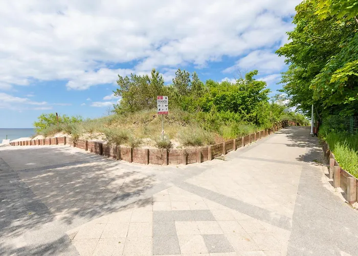 Gucio 200m Do Plazy Apartment Dziwnow