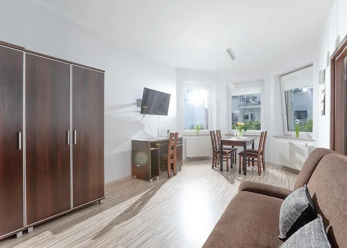 Gucio 200m Do Plazy Apartment *